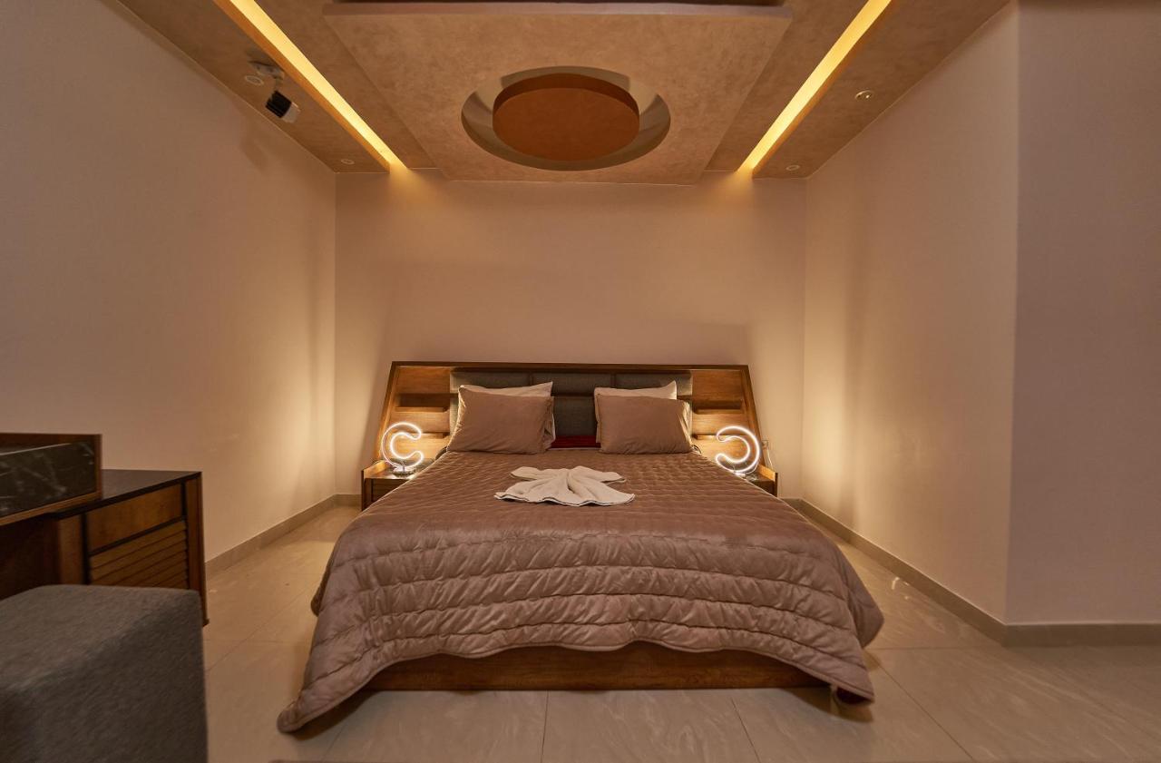 Hotel Pyramids Quen 3*